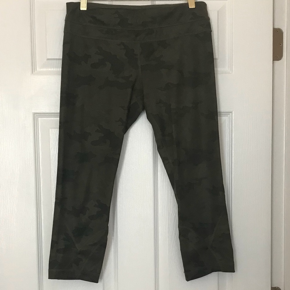 Lululemon Green Camo Leggings